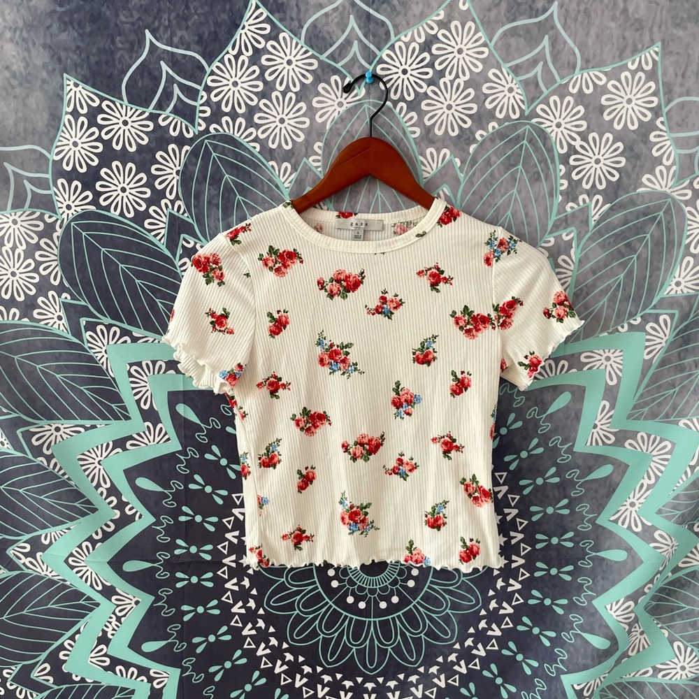 Floral Gaze Tee Shirt